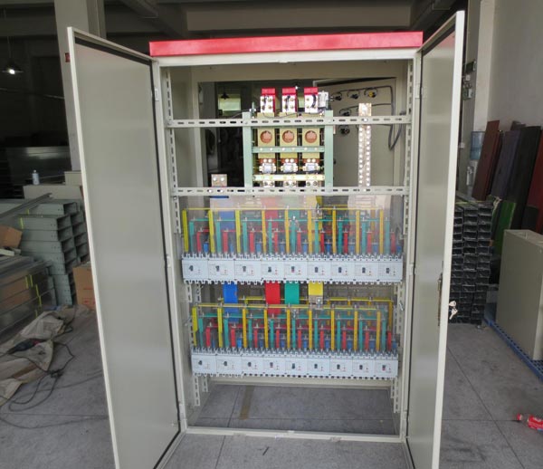 開關箱配電柜